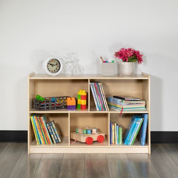 Wooden bookcase/storage cabinet